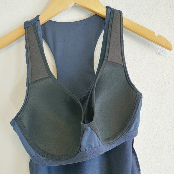 Athleta Racerback Built-In Bra Tank Top Sz 34C Athletic Exercise - Picture 4 of 8